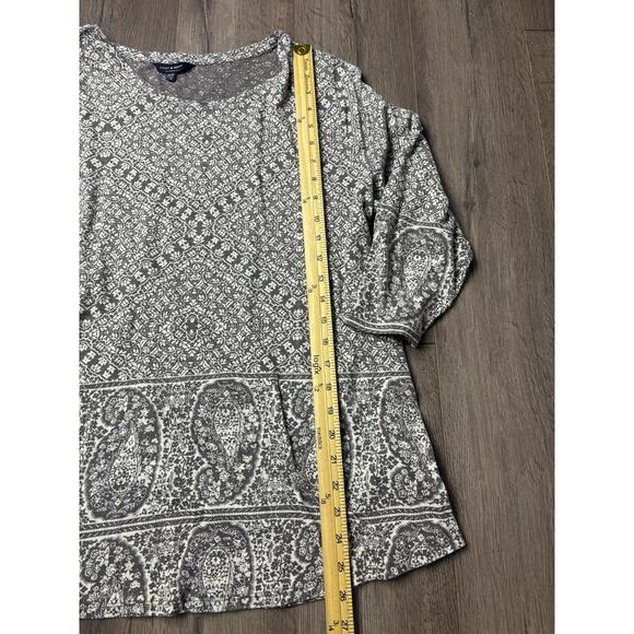 Lucky Brand 1X Boho Paisley Medallion Long Sleeve Top Gray Ivory Plus - Picture 2 of 8